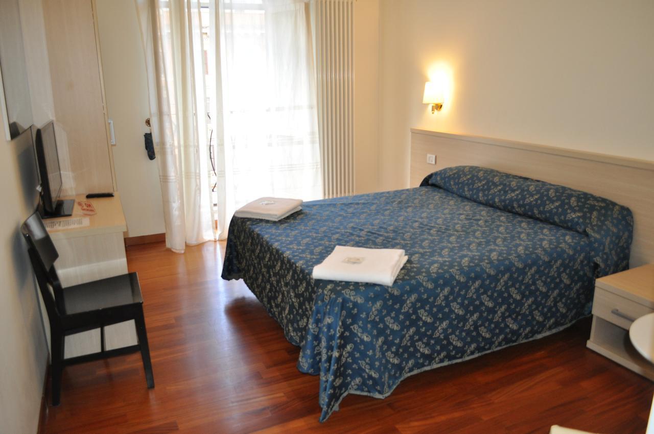 Karina Suite Roma Ngoại thất bức ảnh